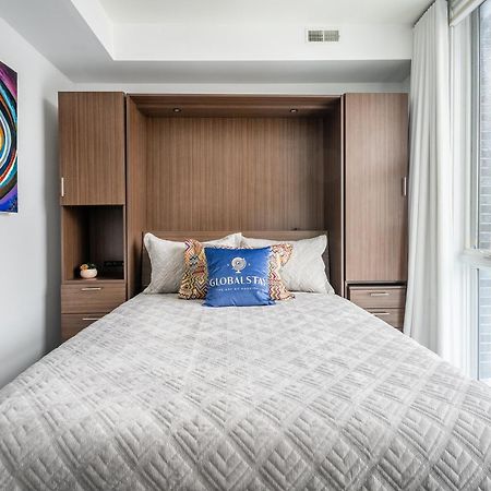 Fancy Downtown House With Hot Tub & Bbq By Globalstay Τορόντο Εξωτερικό φωτογραφία