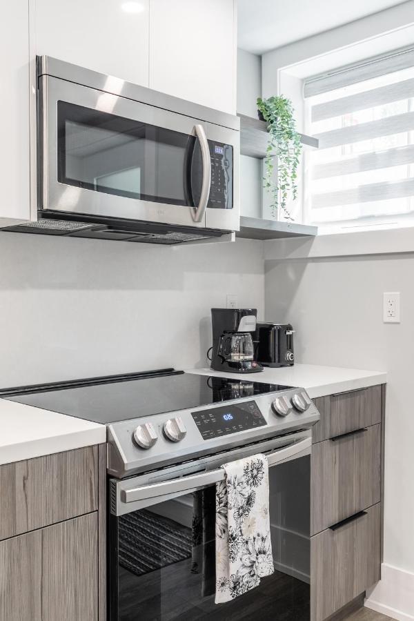 Fancy Downtown House With Hot Tub & Bbq By Globalstay Τορόντο Εξωτερικό φωτογραφία