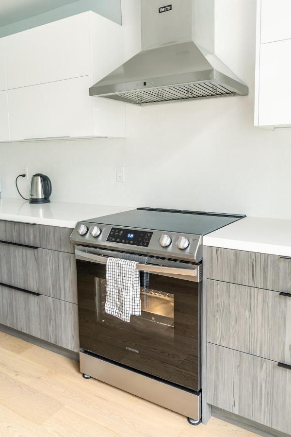 Fancy Downtown House With Hot Tub & Bbq By Globalstay Τορόντο Εξωτερικό φωτογραφία